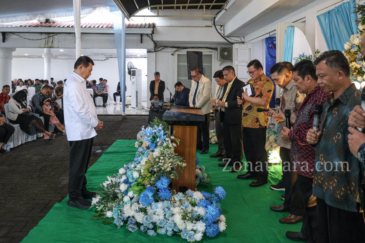 FOTO: Setahun kepemimpinan, Victor Mailangkay gelar syukuran sederhana di rumah dinas