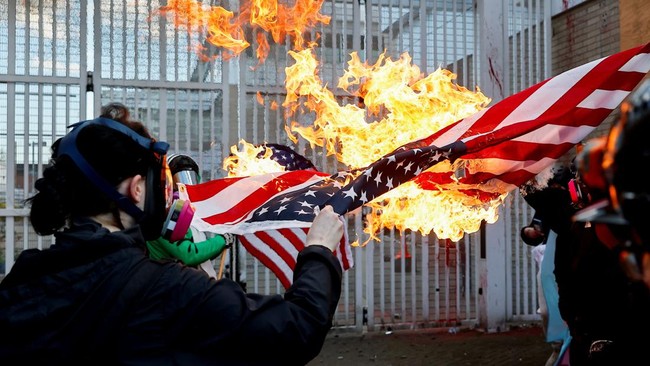 Kerusuhan Akibat Demo 'No Kings' Melanda Amerika Serikat