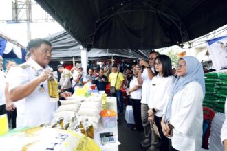 Gubernur Yulius tinjau pelaksanaan Gerakan Pangan Murah di kabupaten-kota demi pastikan distribusi aman