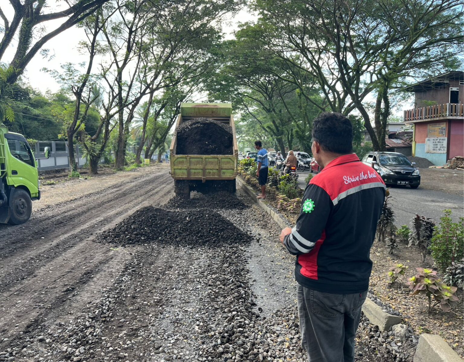 Perbaikan Jalan Ir. Soekarno mulai dikerjakan, Pemprov Sulut turunkan alat berat