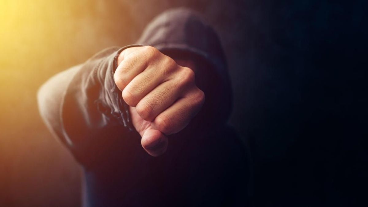 Anggota TNI Dianiaya Setelah Menegur Ibu di Stasiun Depok