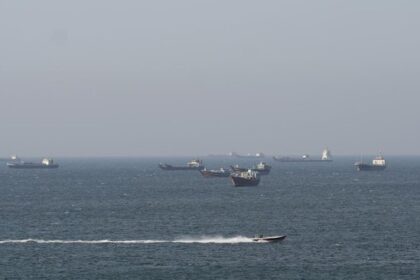 Insiden Penembakan Kapal di Selat Hormuz Memanas