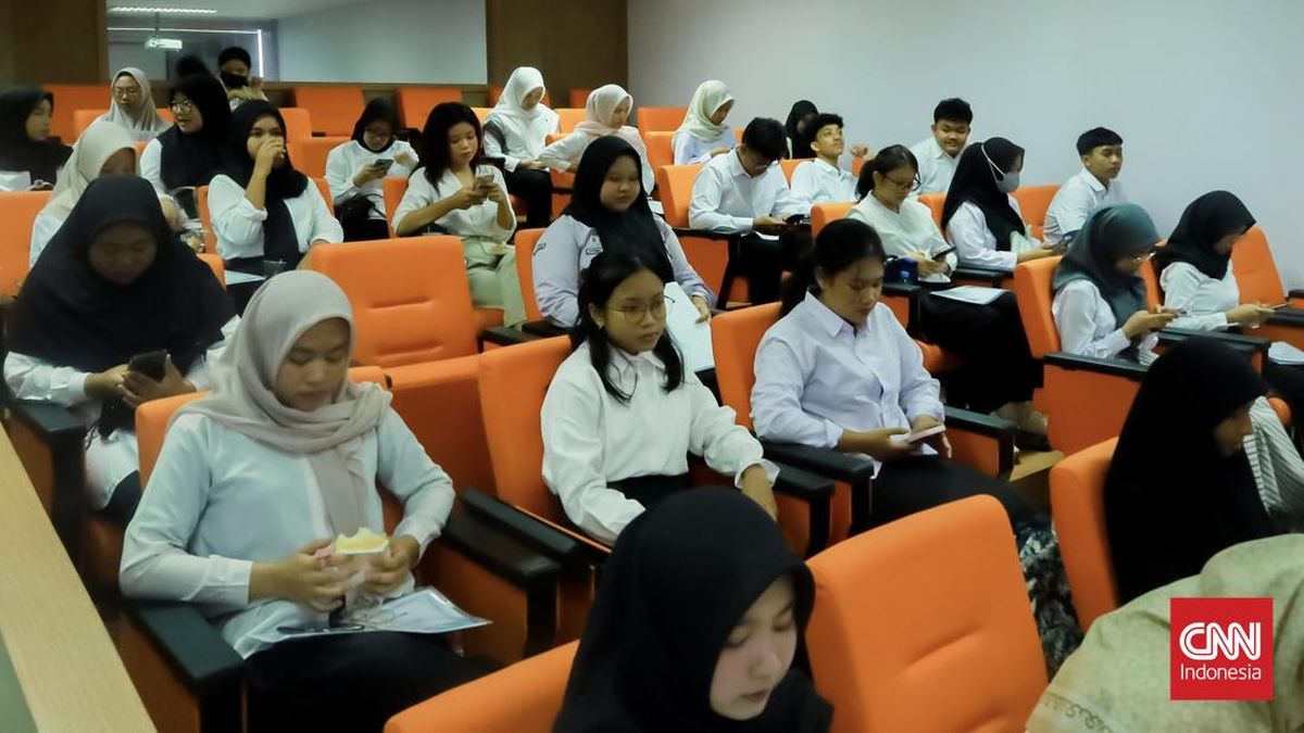 Joki UTBK Gunakan Foto Palsu untuk Incar Kedokteran di Surabaya