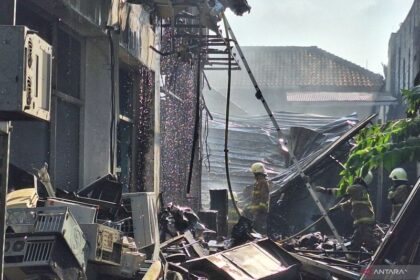 Kebakaran Gedung D Kemendagri Jaksel: 75 Personel Dikerahkan