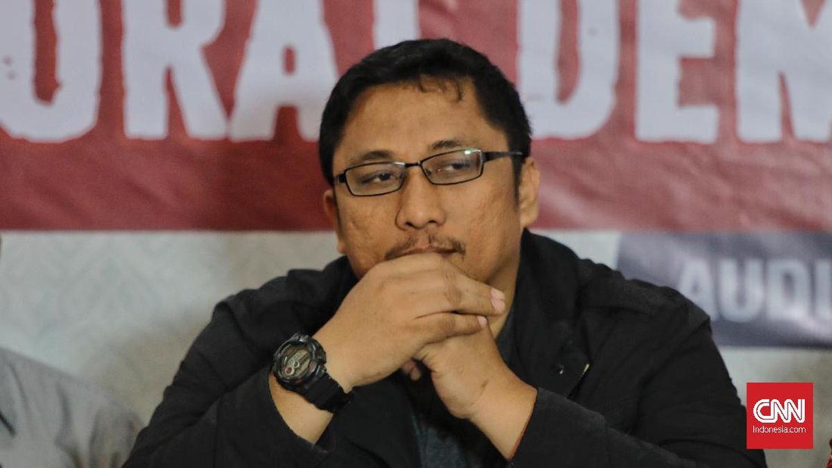 Natalius Pigai Tegaskan Kritik Feri Amsari Dijamin Konstitusi