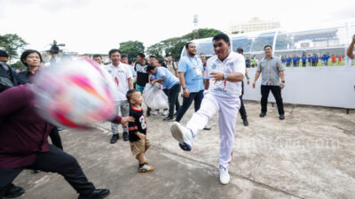FOTO: Yulius Selvanus resmi membuka kompetisi Liga 4 Sulut 2026
