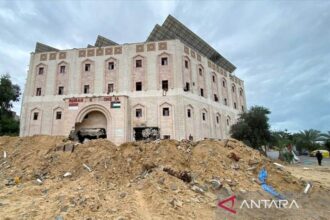 RI Kecam Keras Spanduk Militer Israel di RS Indonesia Gaza