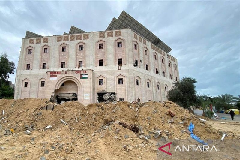 RI Kecam Keras Spanduk Militer Israel di RS Indonesia Gaza