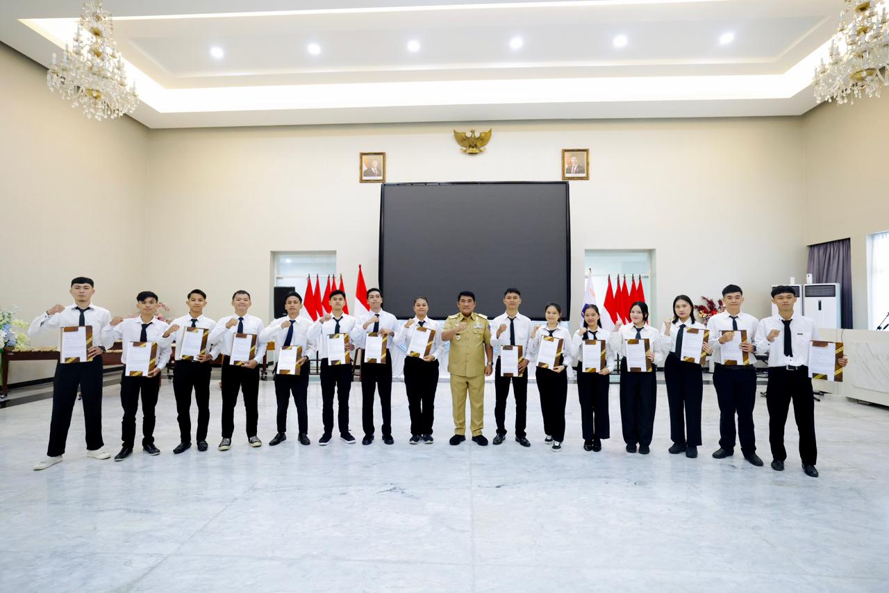 Komitmen bangun SDM, Yulius Selvanus lepas putra-putri terbaik Sulut magang di Jepang 8 Komitmen bangun SDM, Yulius Selvanus lepas putra-putri terbaik Sulut magang di Jepang