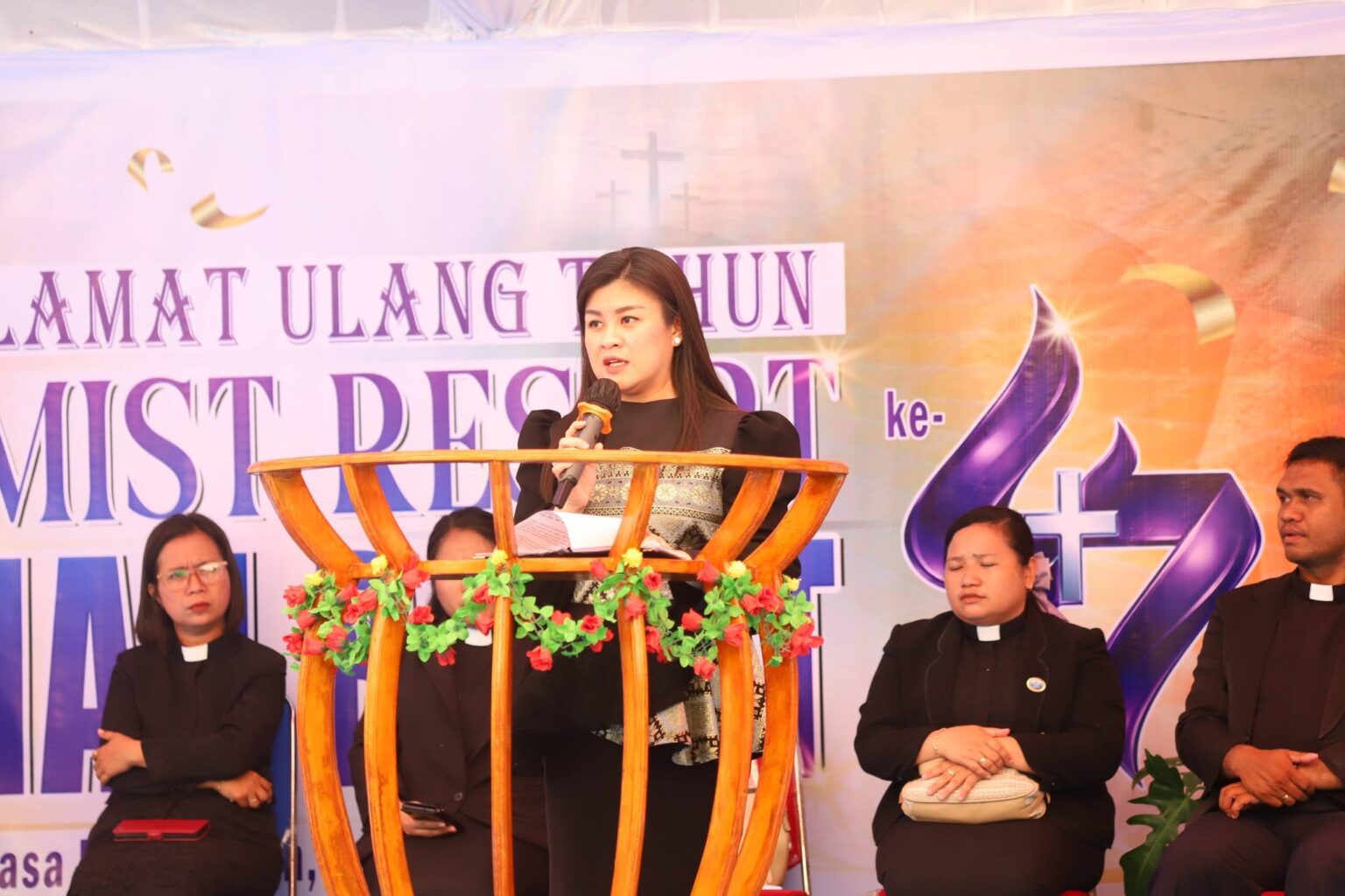 Bupati Hadiri Ibadah Syukur 47 Tahun GMIST Resort Siau Barat