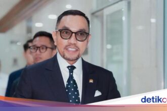 Ahmad Sahroni Dukung Polri Tetap di Bawah Presiden