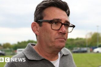 Andy Burnham Kembali ke Parlemen Inggris Hadapi Tantangan Besar