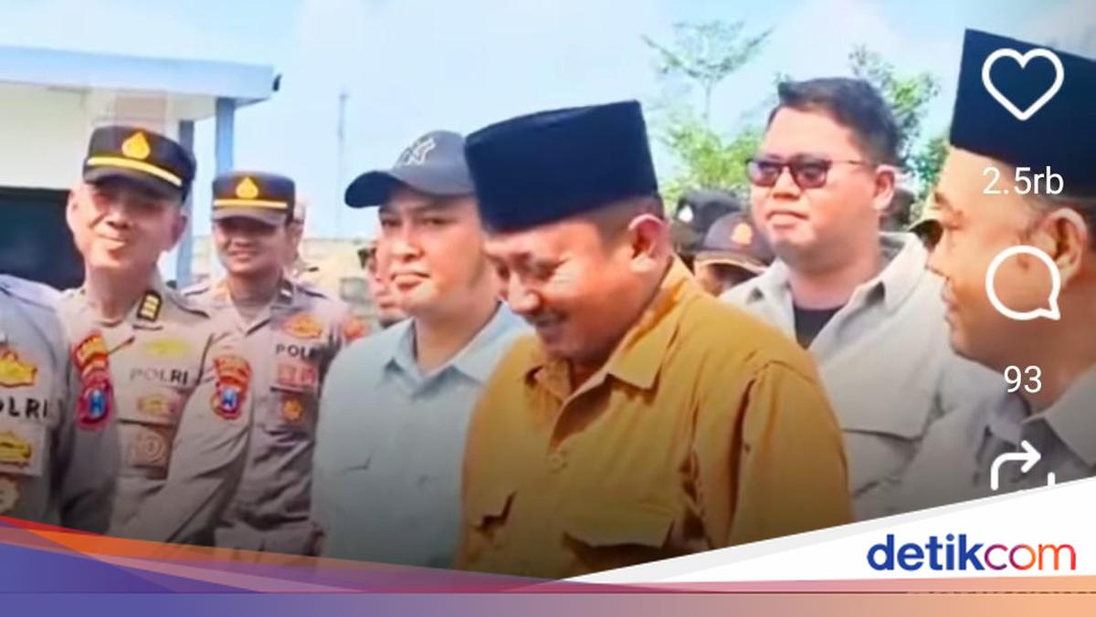 Anggota DPRD Bangkalan Hadapi Demo dari Anak Sendiri
