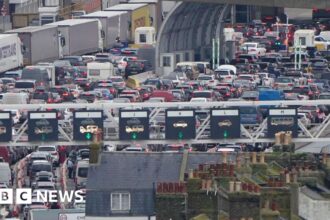 Antrian Akhir Semester di Dover Diprediksi Meningkat Akibat Proses Perbatasan UE