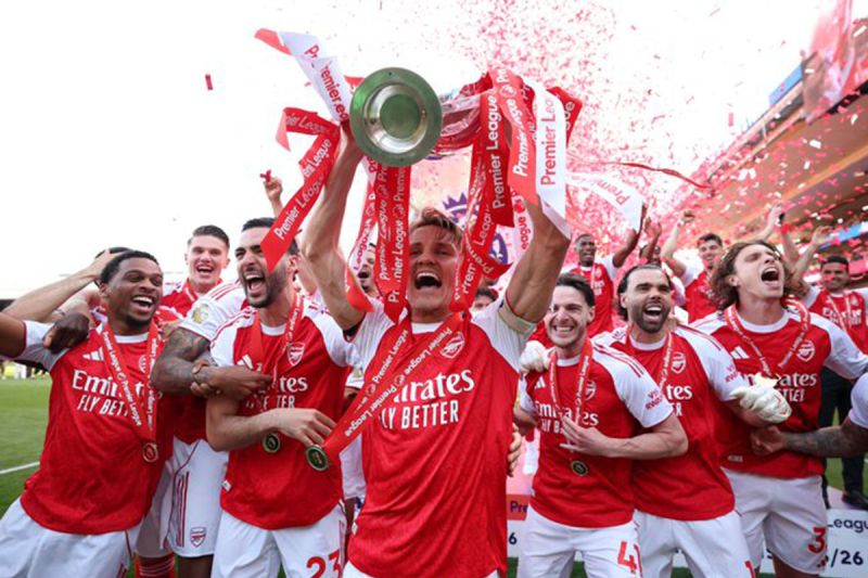 Arsenal Juara Liga Inggris, West Ham Terdegradasi