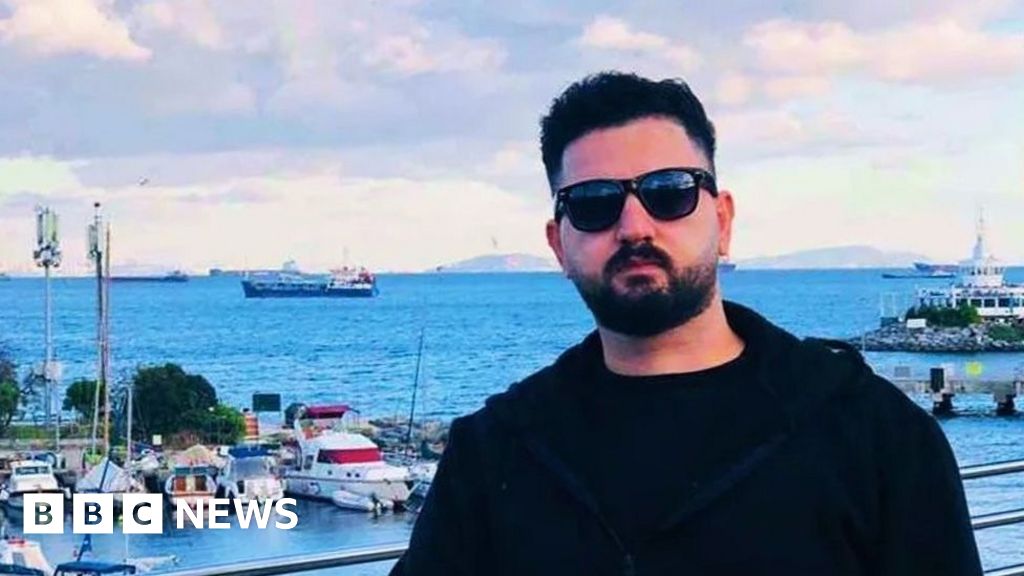 BBC Ungkap Penyelundup Utama di Jaringan Penyeberangan Perahu Kecil