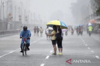 BMKG: Hujan Diprediksi Guyur Sebagian Kota Besar di Indonesia Minggu Ini