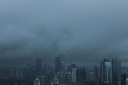 BMKG: Potensi Hujan Lebat dan Angin Kencang di Beberapa Kota