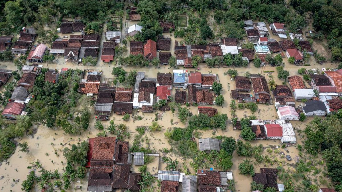 Banjir Landa Semarang, Ribuan Warga Terdampak