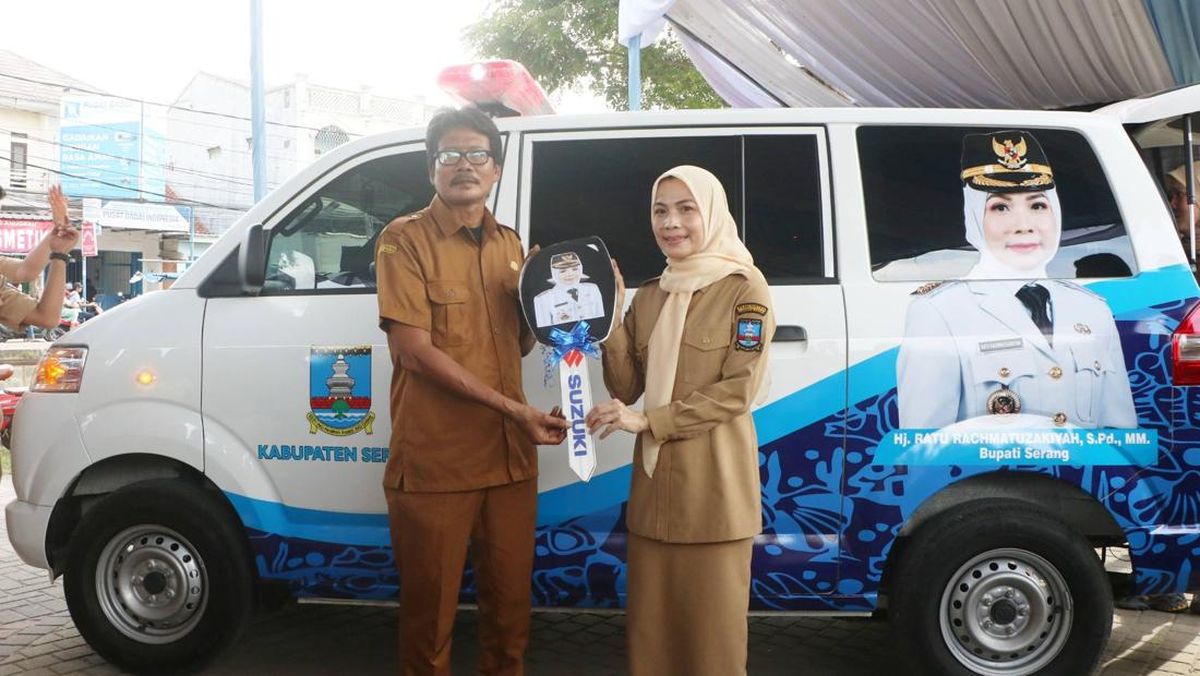 Bupati Serang Alihkan Anggaran Mobil Dinas Jadi Ambulans Desa