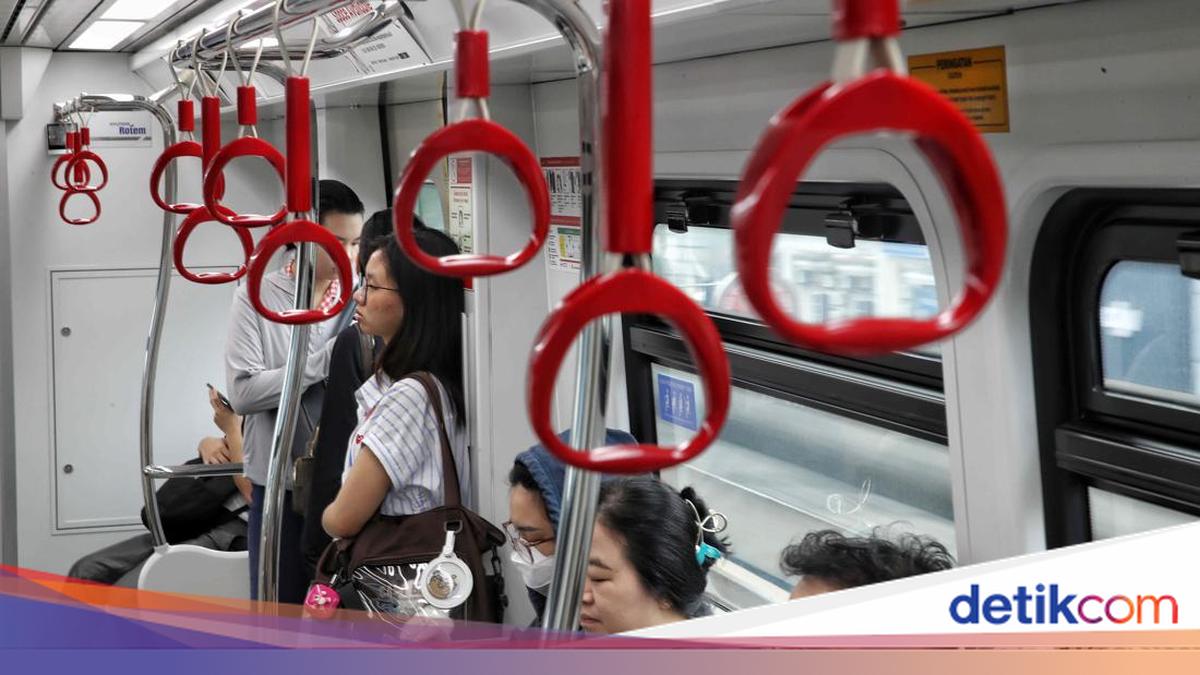 DPRD DKI Desak Tarif Parkir Flat untuk Pengguna LRT Manggarai