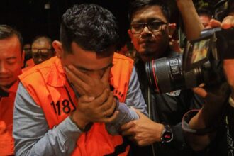 Dirjen Bea Cukai Diduga Terima Suap Sin$213 Ribu dari Bos Blueray