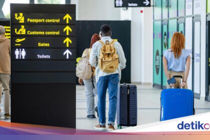Dua WNA Terjatuh dari Lantai 3 Bandara Kuala Lumpur, Satu Meninggal
