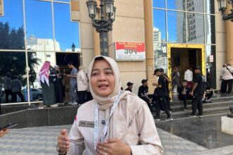 Eneng Kusnani, Perempuan Tangguh TNI di Makkah