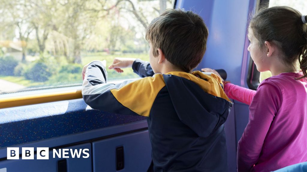 Gratis Naik Bus untuk Anak-anak di Inggris Agustus Ini