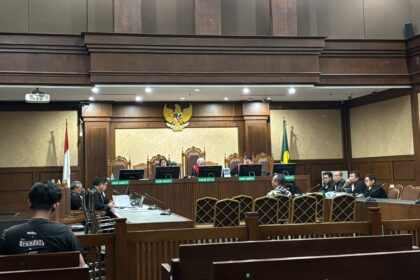 Hakim Tegur Fahrurozi dalam Sidang Dugaan Pemerasan K3 Kemnaker
