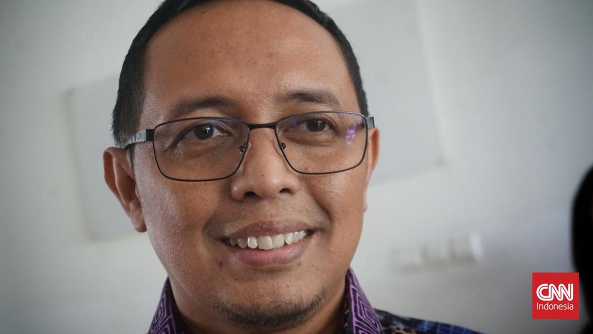 Hasan Nasbi: Orang Desa Tak Gunakan Dolar, Sebuah Wisdom