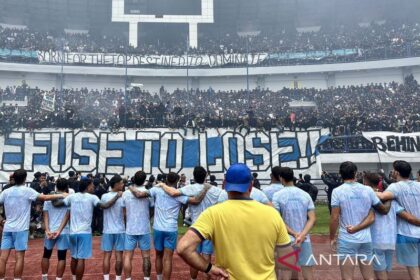 Hodak Berambisi Pertahankan Rekor Persib Bandung Lawan Persija