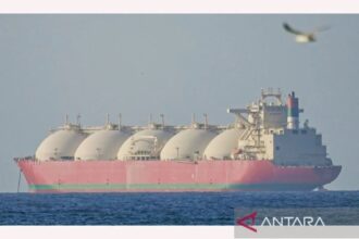 Iran Kurangi Produksi Minyak Akibat Blokade Amerika Serikat