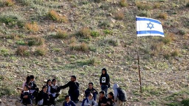 Israel Paksa Warga Palestina Bongkar Makam Ayah, PBB Kecam Keras