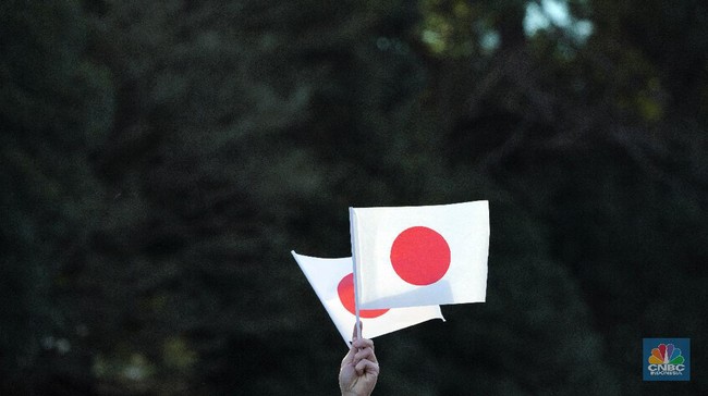 Jepang Terima Kiriman Minyak Pertama dari Rusia