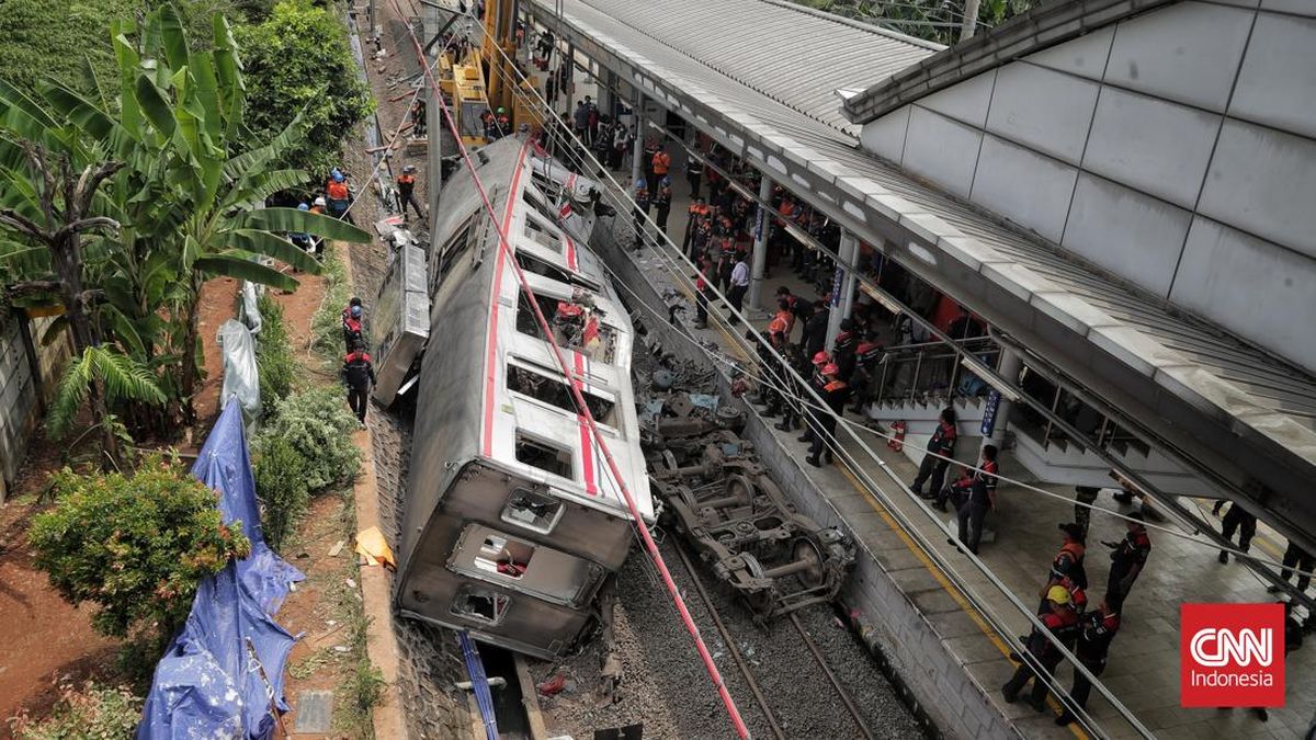 KNKT Dalami Sinyal Hijau Sebelum KA Argo Bromo Tabrak KRL