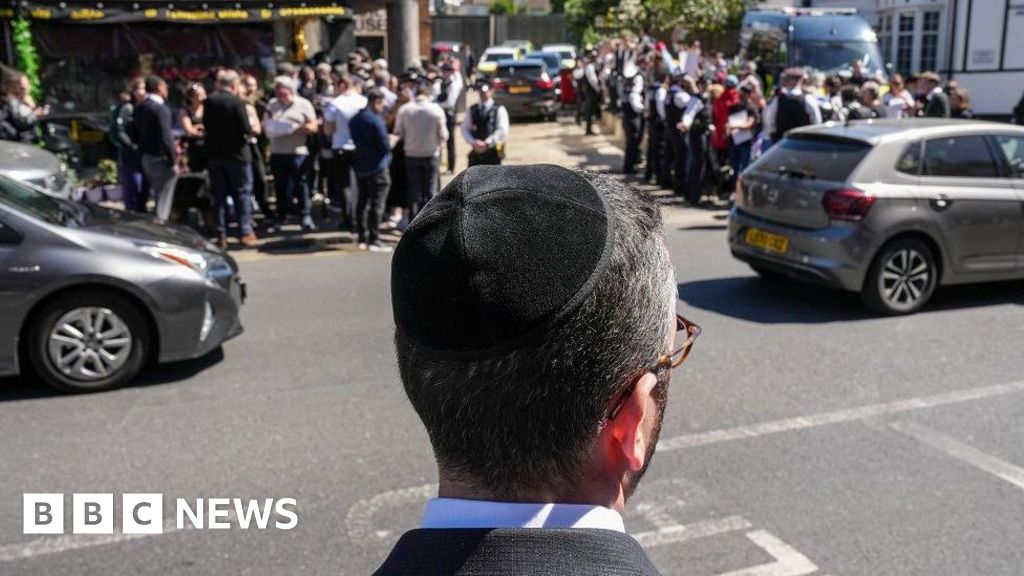Kekhawatiran Umat Yahudi Inggris Saat Jalani Shabbat Usai Serangan di Golders Green