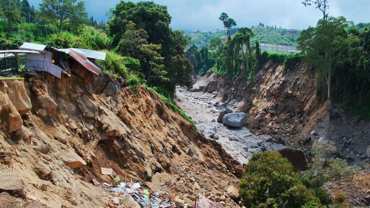 Longsor di Batangtoru: Ibu dan Anak Hilang Tertimbun