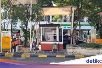 Operasional Parkir Blok M Square Kembali Normal Usai Segel Dibuka