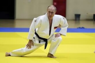 Parade Kemenangan di Rusia Digelar di Tengah Krisis dan Tantangan