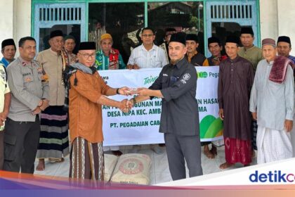 Pegadaian Salurkan Bantuan Masjid di Ambalawi pada Hari Buruh