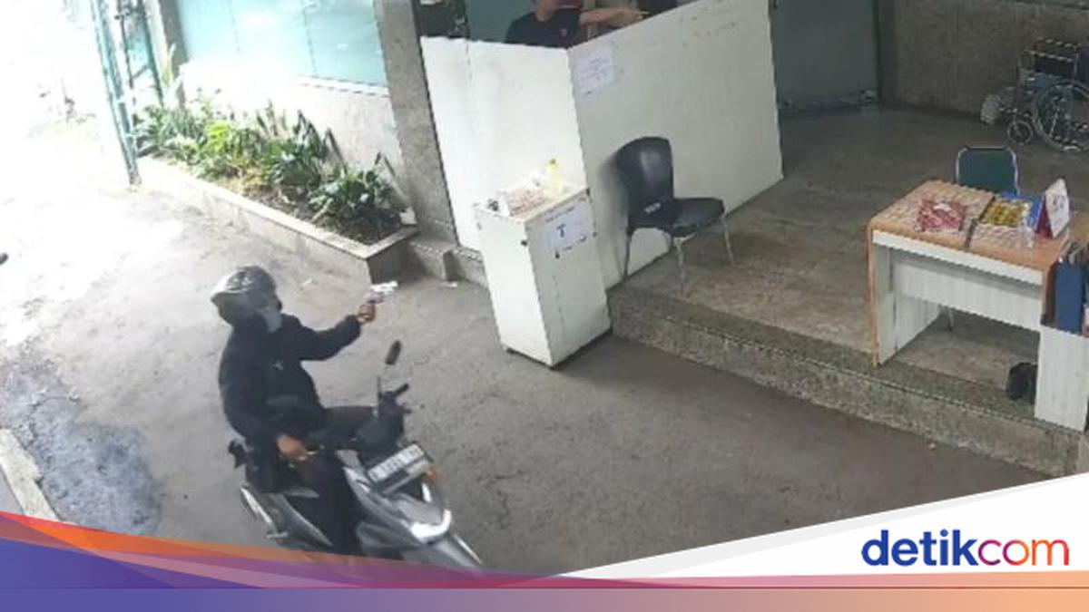 Pelaku Maling Motor Todongkan Senpi di Duren Sawit Ditangkap