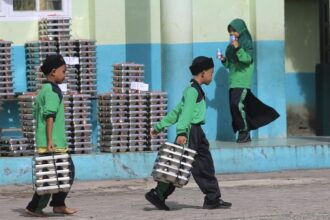 Pemerintah Kurangi Anggaran MBG 2026 Jadi Rp268 Triliun
