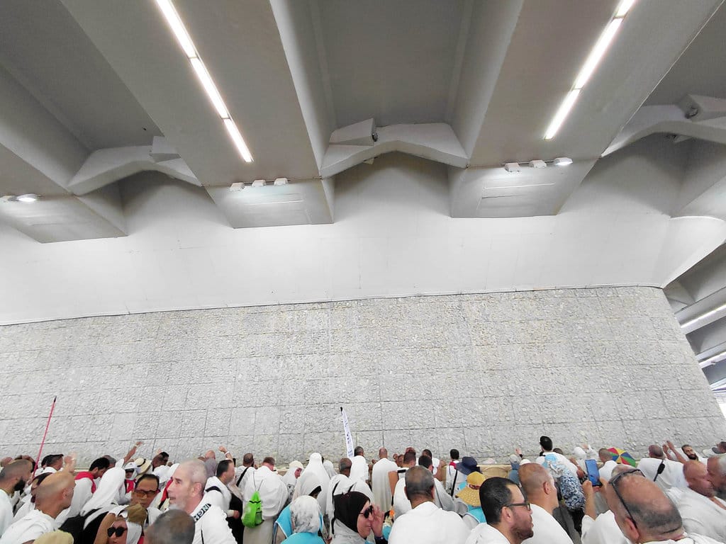 Pentingnya Jemaah Haji di Mina Menghindari Pemaksaan Diri