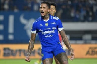 Persib Bandung Siapkan Strategi Hadapi Persija Tanpa Ramon Tanque