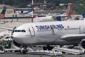 Pesawat Turkish Airlines Terbakar Saat Mendarat di Kathmandu
