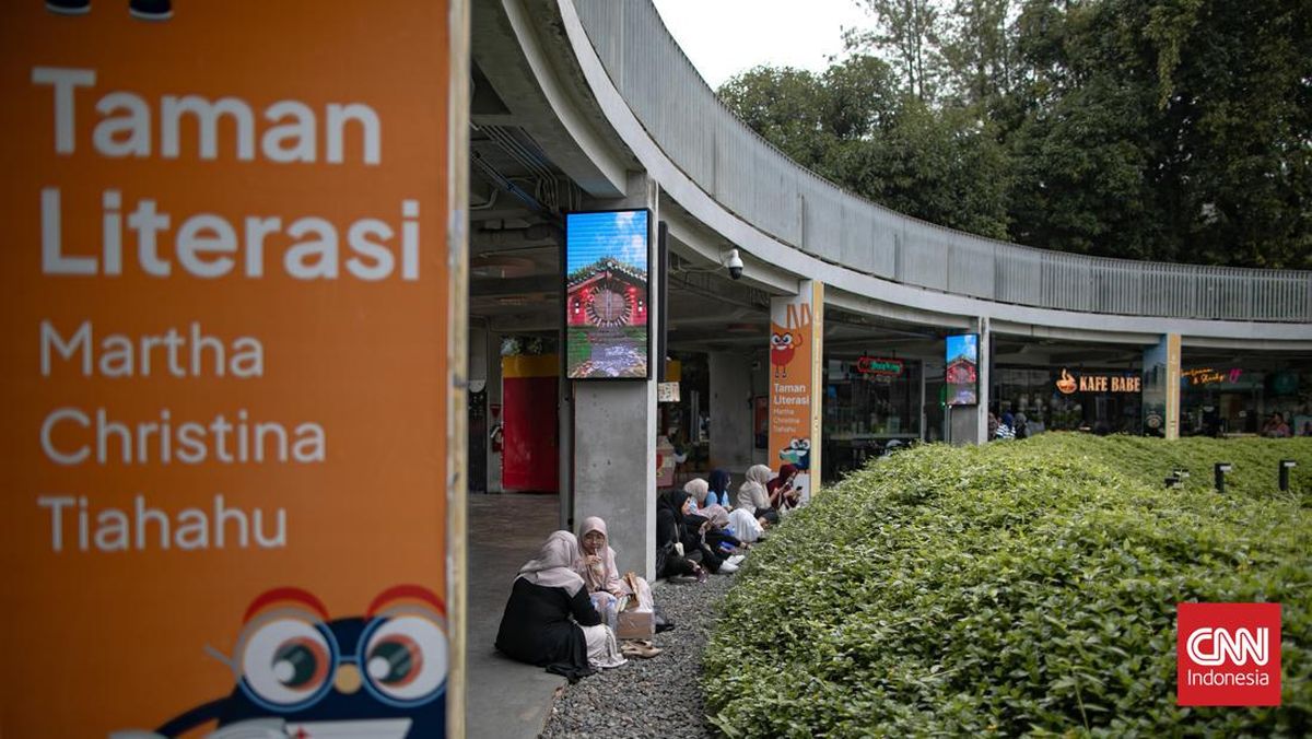 Pesona Taman Literasi Martha Tiahahu Tarik Minat Gen Z di Blok M