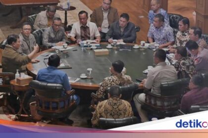 Prabowo Pimpin Ratas di Hambalang Bahas Aspirasi Buruh