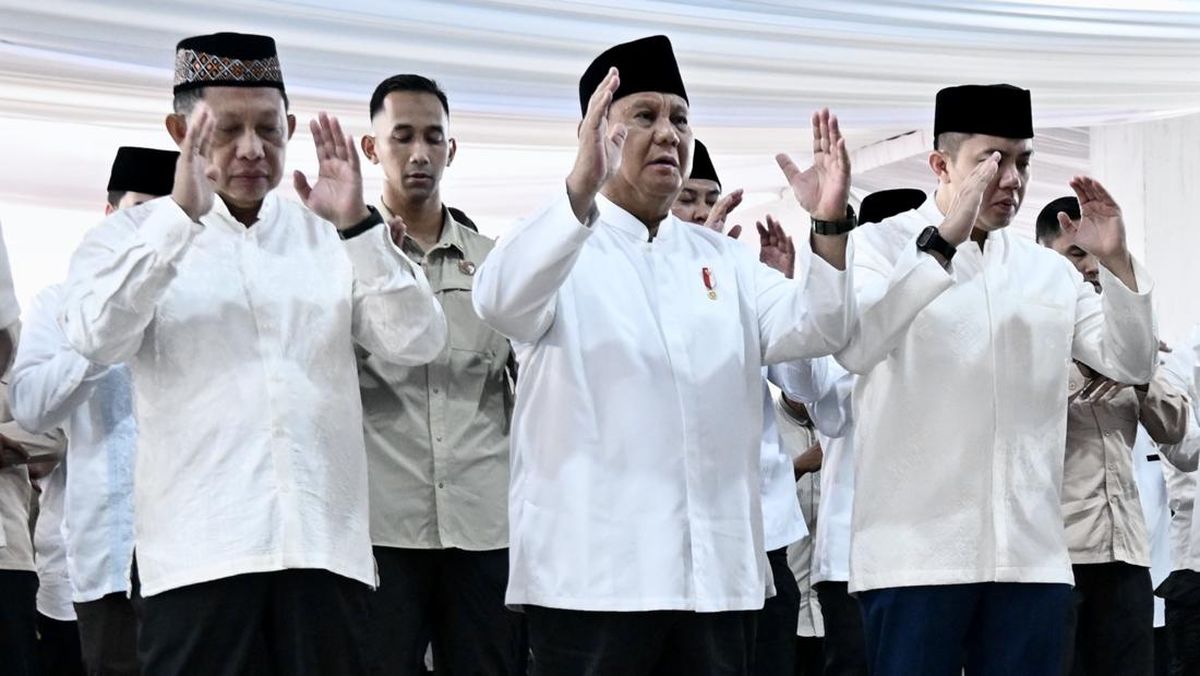 Prabowo Salat Idul Adha 2026 di Paris, Gibran di Istiqlal