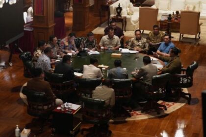 Prabowo Subianto Pimpin Ratas di Hambalang Bahas Pendidikan dan Pertahanan